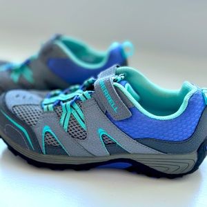 Merrell Kid’s Trail Chaser Hiking Sneakers